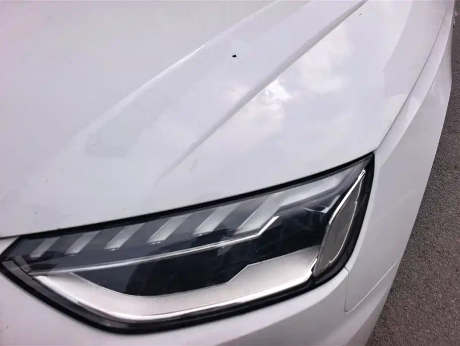 Audi A4 L 40 TFSI Luxury Dynamic