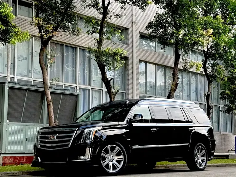 Cadillac Escalade 6.2 L President No.1