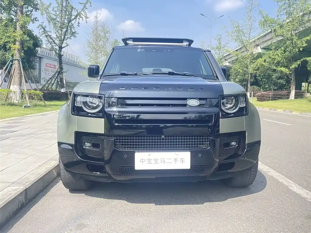 Land Rover Defender 130 3.0 T P400 X