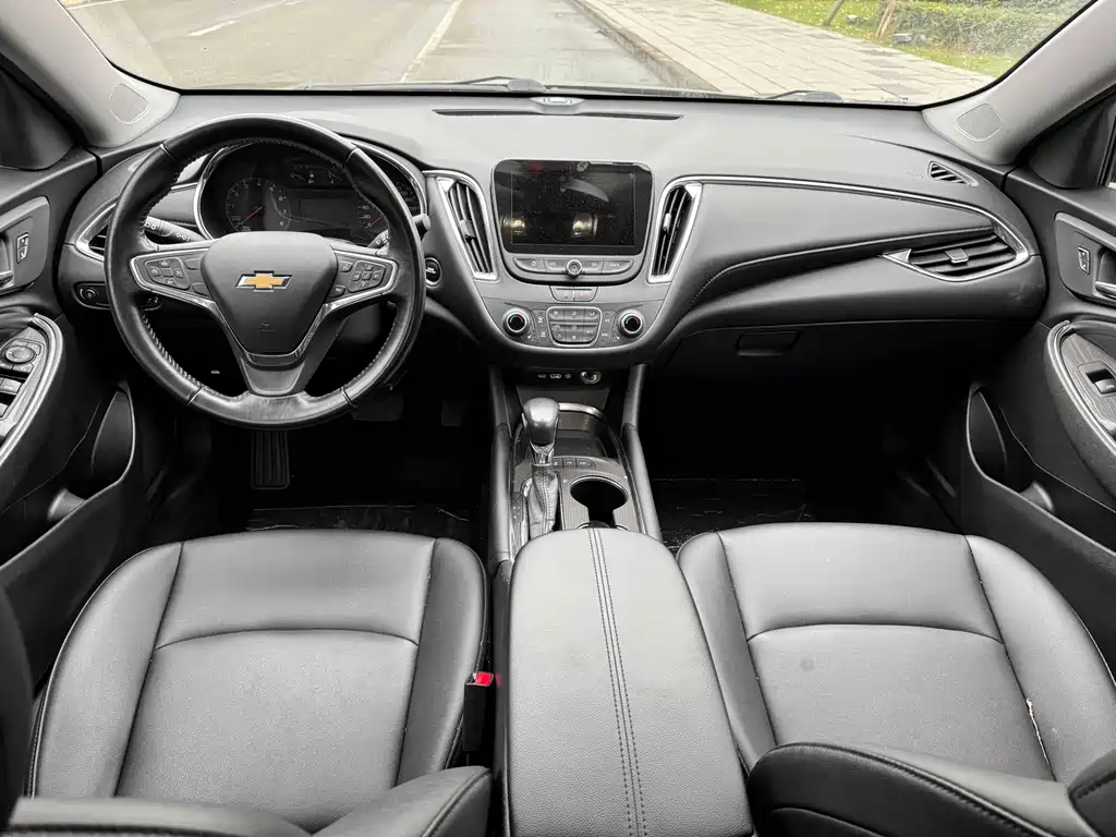 Malibu XL Redline 550 T Auto Sharp Dynamic