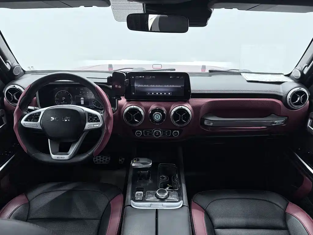 BAIC BJ40 2.0 T Auto 4 WD City Hunter Swordsman