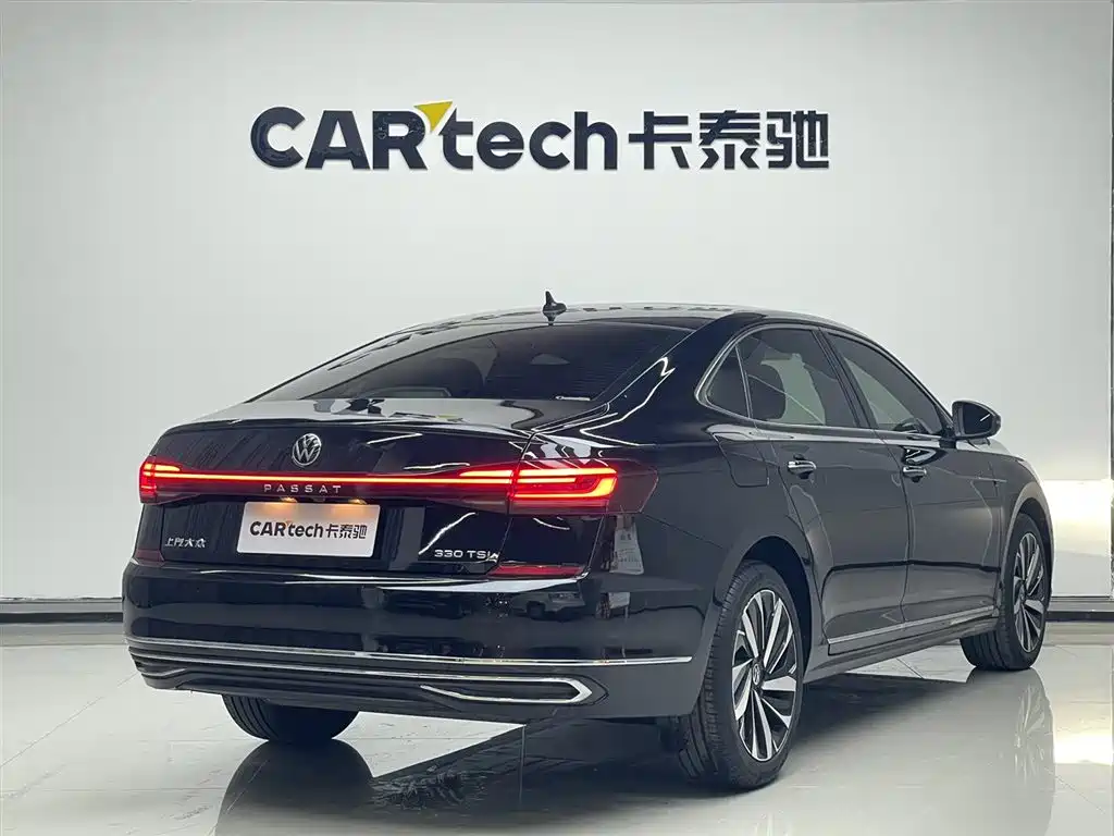 Passat 330 TSI Luxury