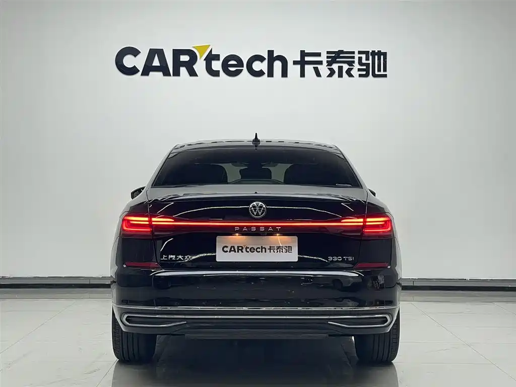 Passat 330 TSI Luxury