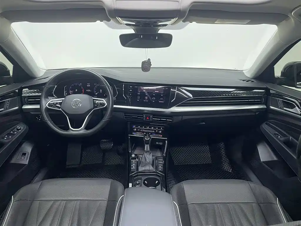 Passat 330 TSI Luxury