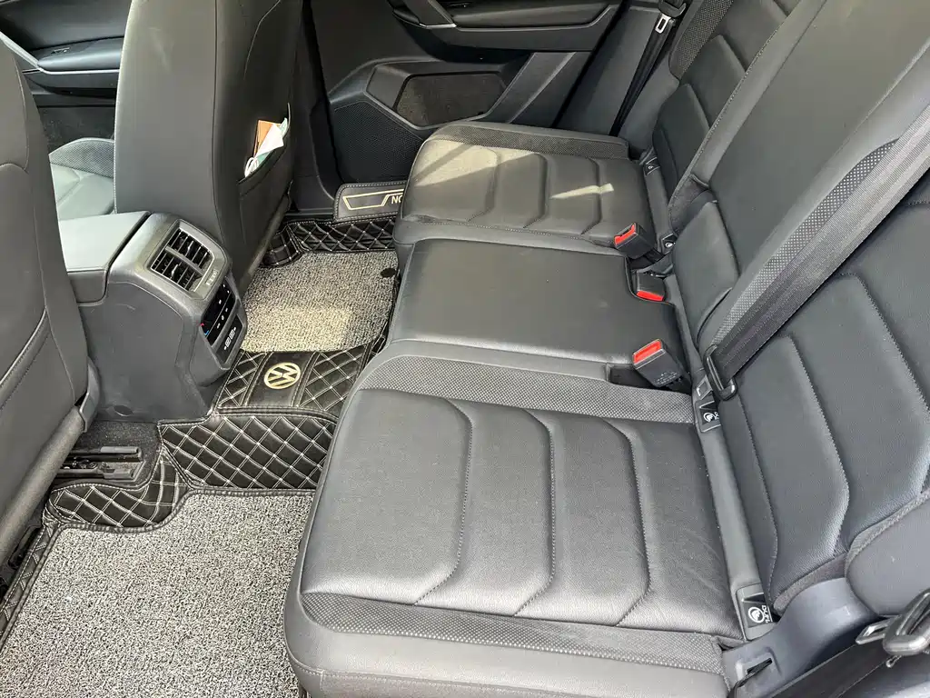Tayron 330 TSI 2 WD Luxury Connected