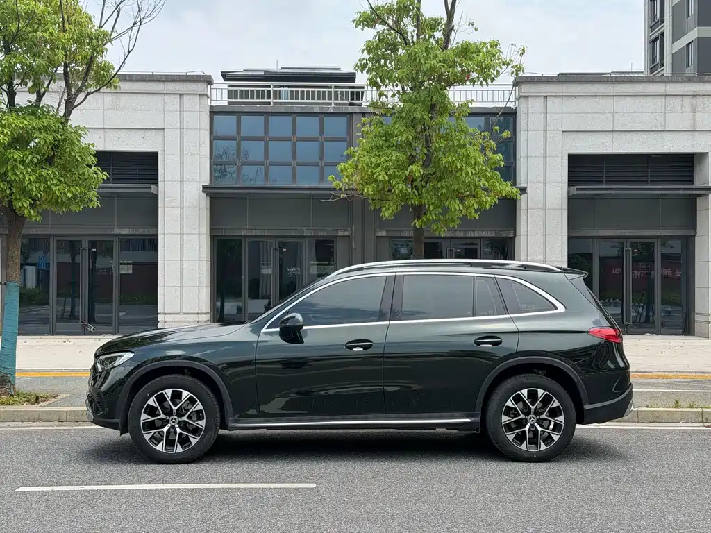 Mercedes-Benz GLC GLC 260 L 4 MATIC Dynamic 7-seat