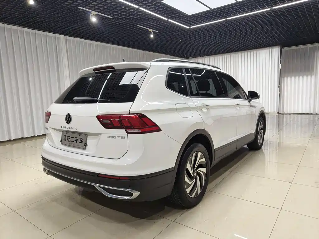 Tiguan L 330 TSI Auto 2 WD Comfort Enjoyment