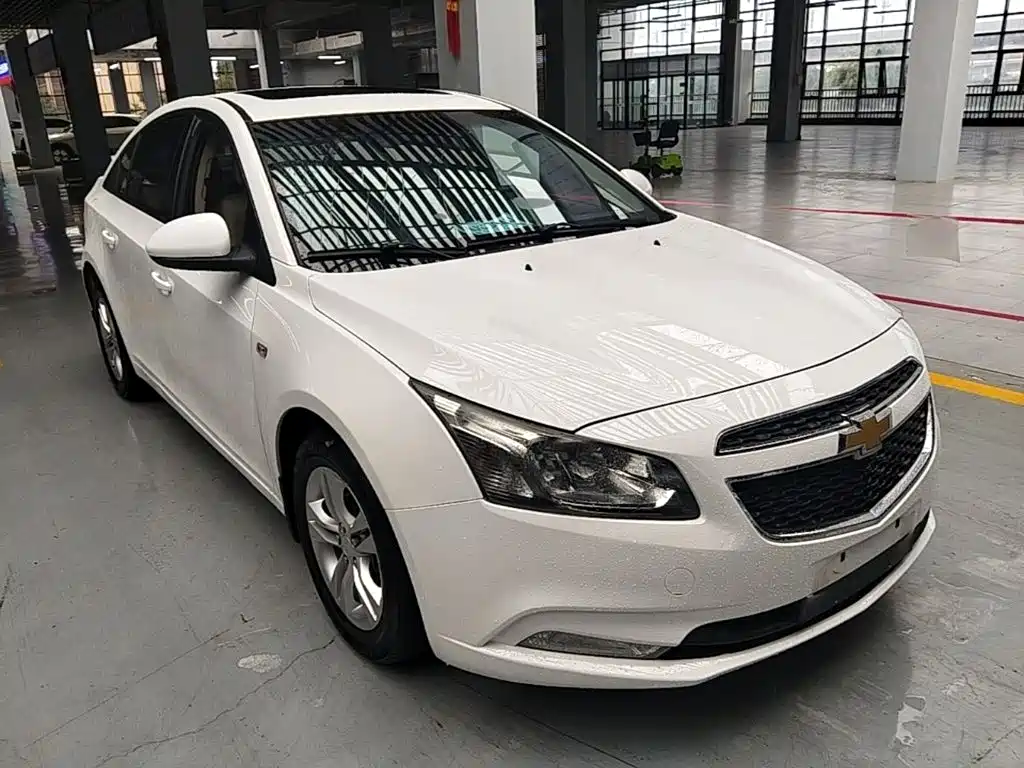Cruze 1.5 L Classic SE MT