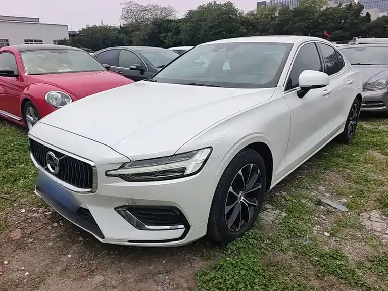 Volvo S60 T4 Smart Ease Luxury