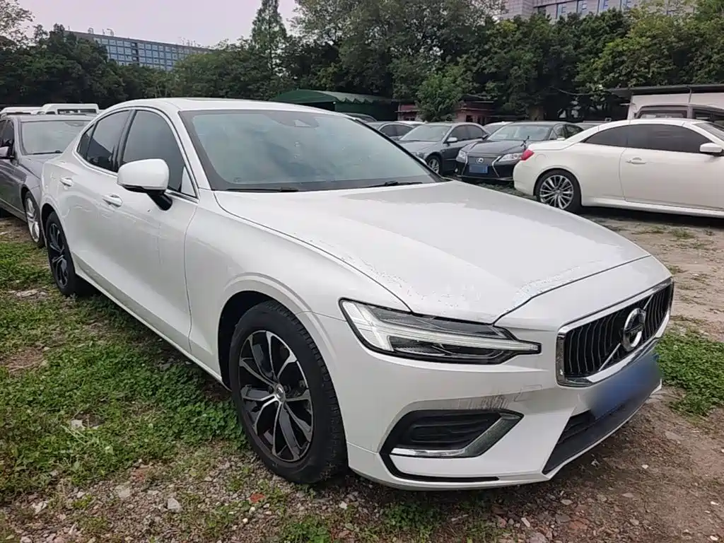 Volvo S60 T4 Smart Ease Luxury