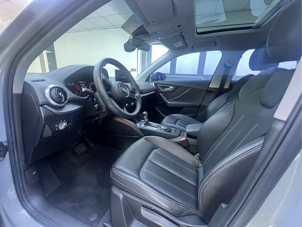 Audi Q2 L 35 TFSI Progressive Dynamic