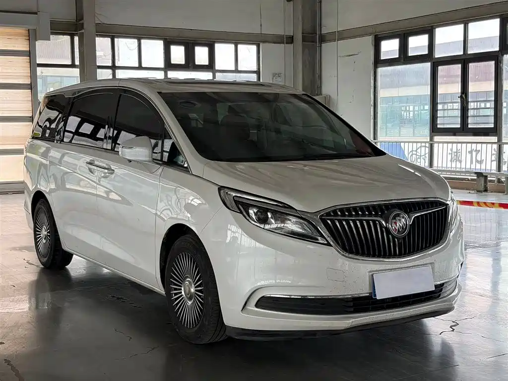 Buick GL8 ES 28 T Comfort CN-V