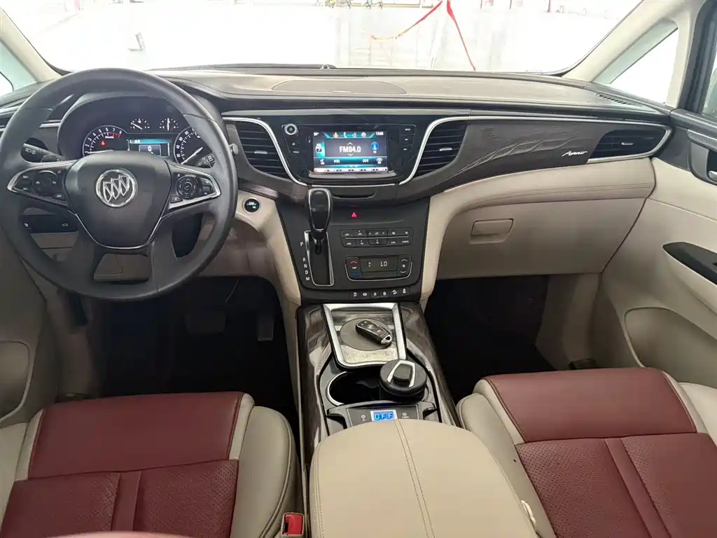 Buick GL8 ES 28 T Comfort CN-V