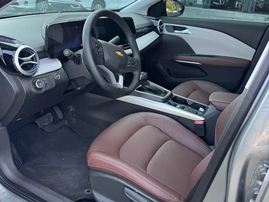 Monza 1.5 L DCT Joy