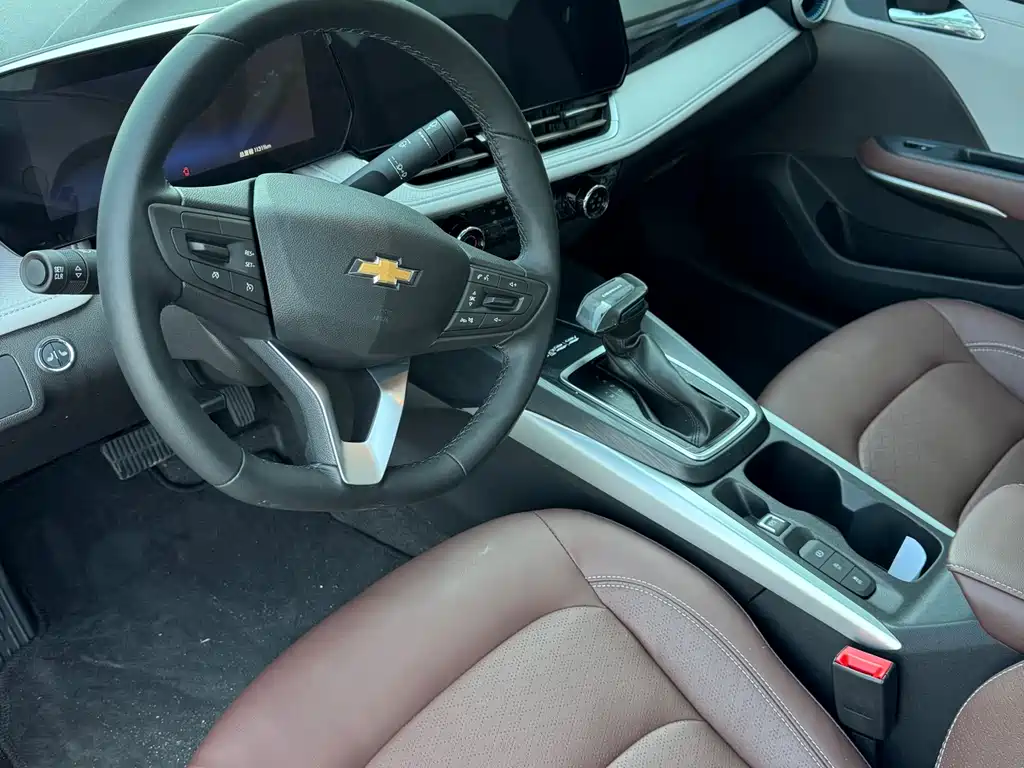 Monza 1.5 L DCT Joy