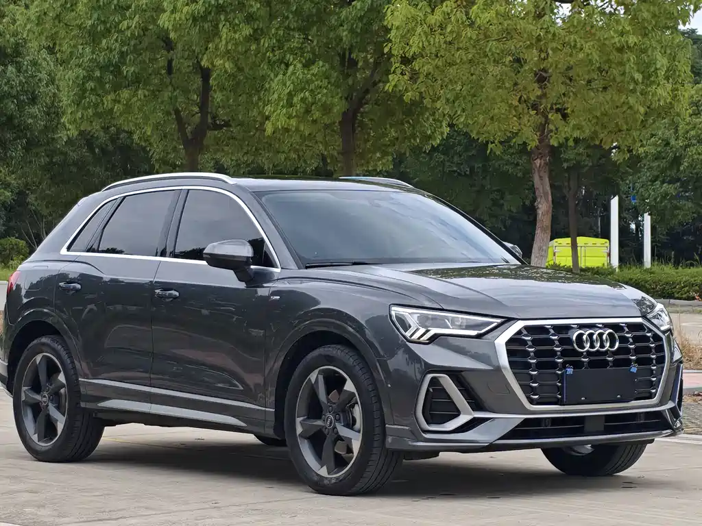 Audi Q3 35 TFSI Fashion Dynamic