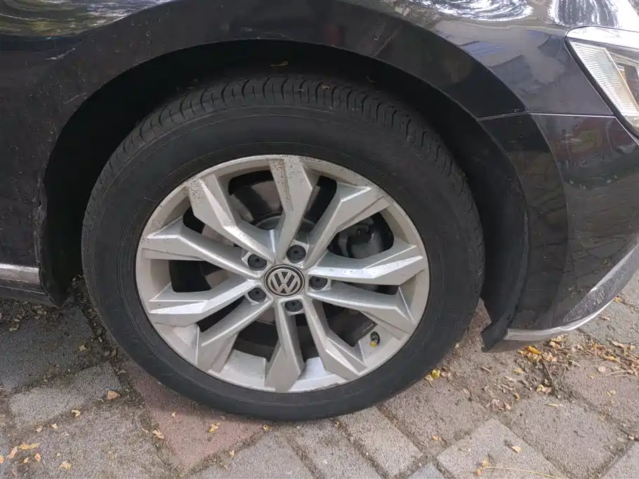 Magotan 330 TSI DSG Luxury CN-VI