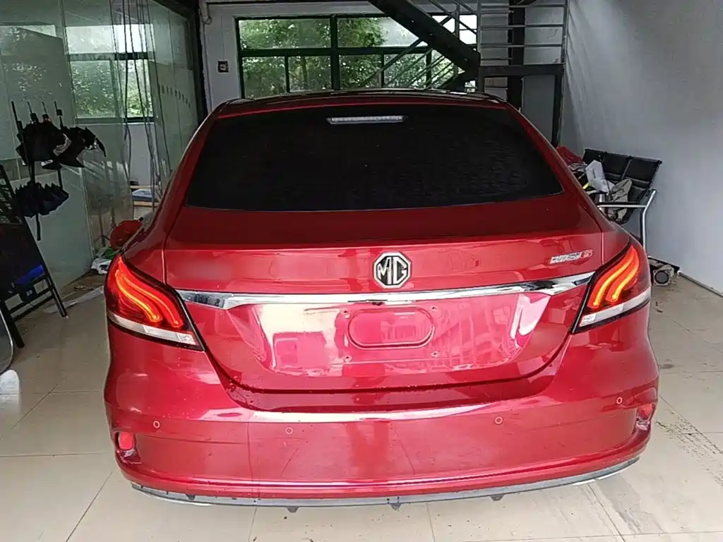 MG6 20 T Auto Sport