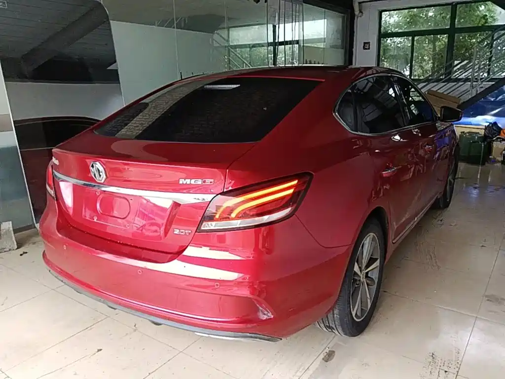 MG6 20 T Auto Sport