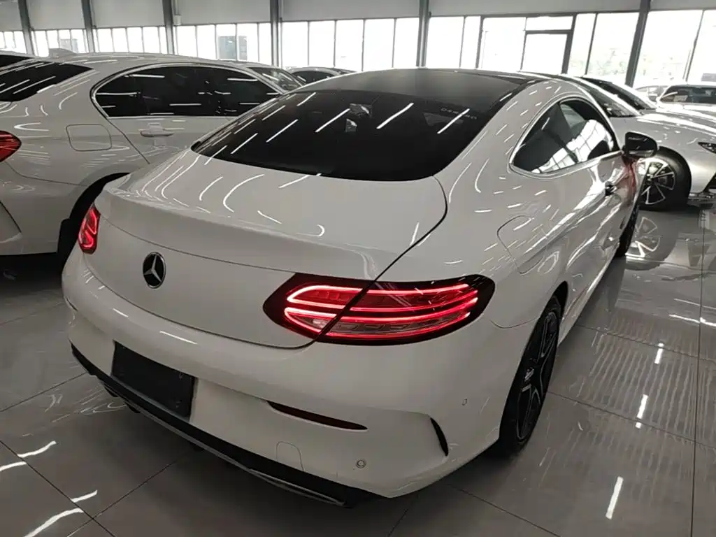 Mercedes-Benz C-Class (Import) C 260 Coupe