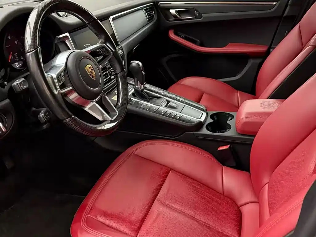 Macan Macan 2.0 T