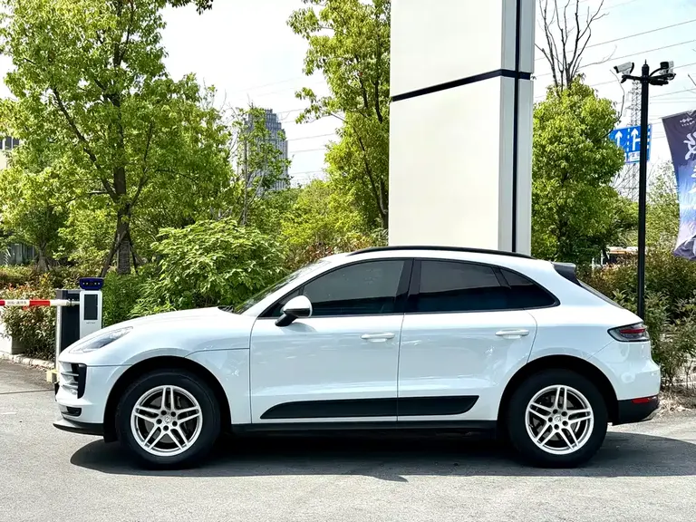 Porsche Macan Macan 2.0 T