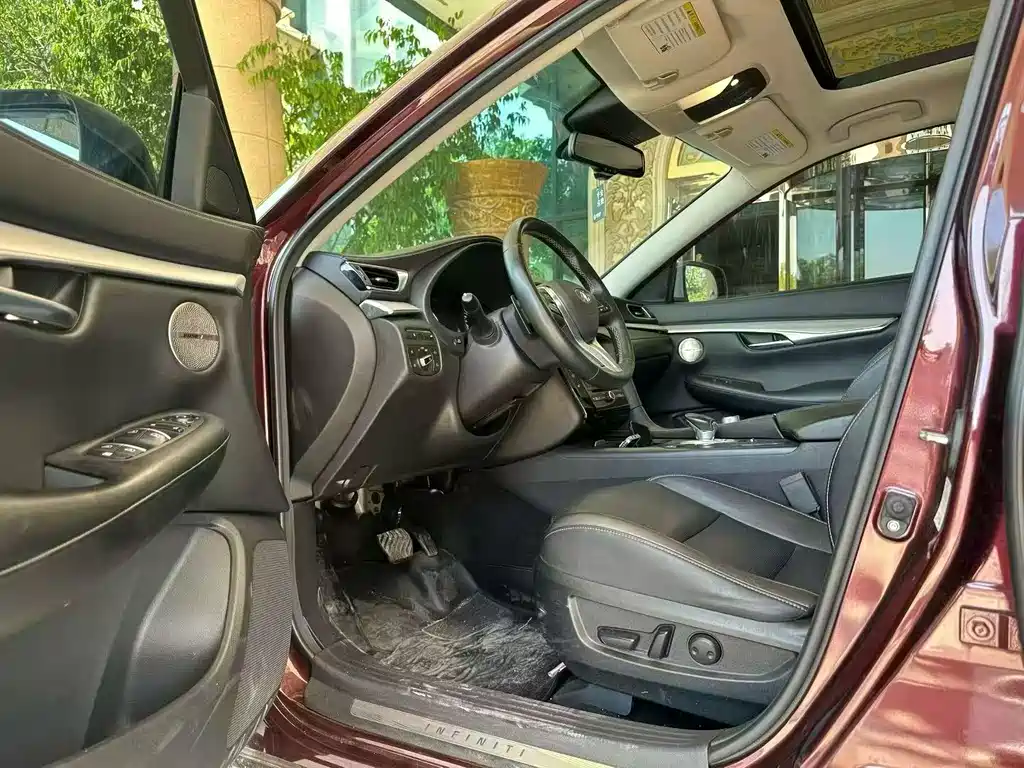 Infiniti QX50 2.0 T 4 WD Elite