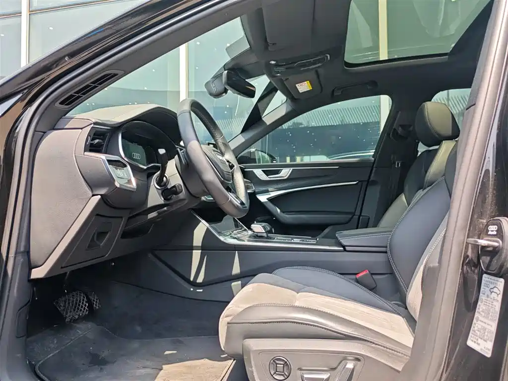 Audi A6 L 45 TFSI quattro Select Dynamic