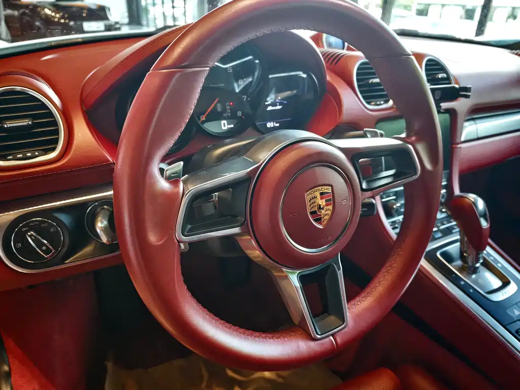 Porsche 718 Boxster 2.0 T