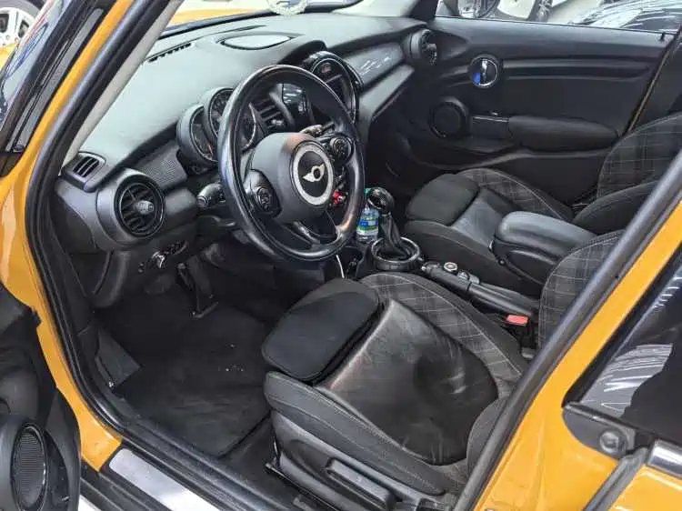 MINI 1.5 T COOPER 5-door