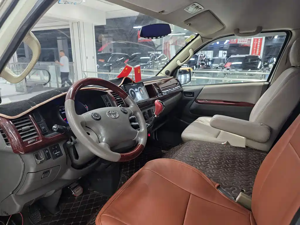 九龙A5 九龙A5 2010款 2.4 L精英型4 RB2