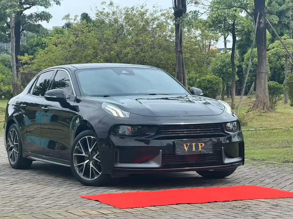 Lynk & Co 03 2.0 TD Auto Power Pro