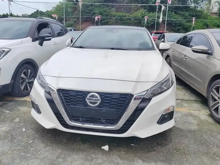 Nissan Teana 2.0 L XE Fashion