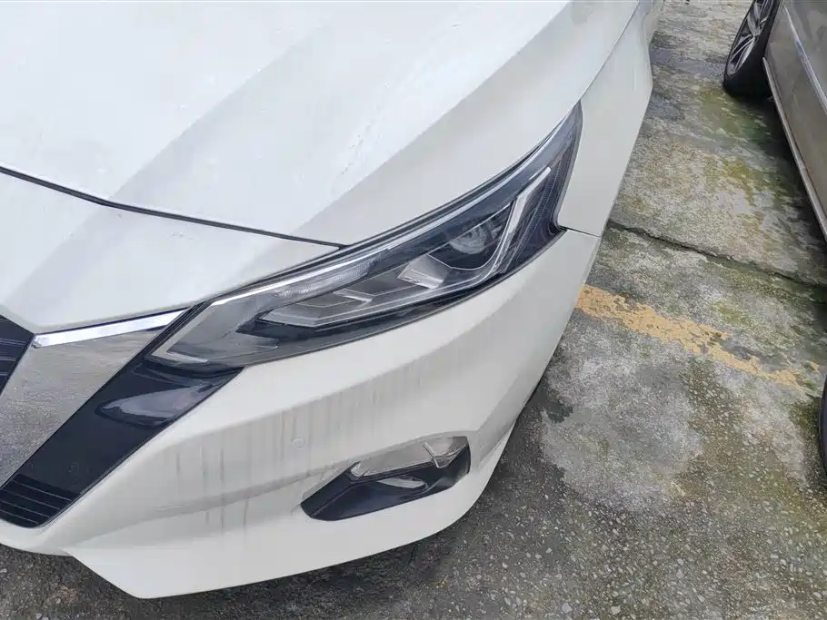 Teana 2.0 L XE Fashion