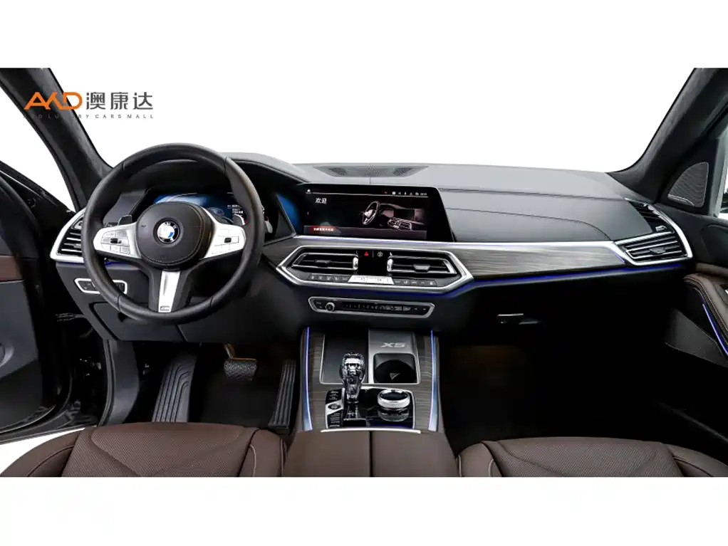 BMW X5 宝马X5/40 Li/3.0 T/22款/改款 xDrive40 Li M运动套装