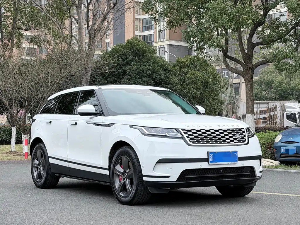 Range Rover Velar P250