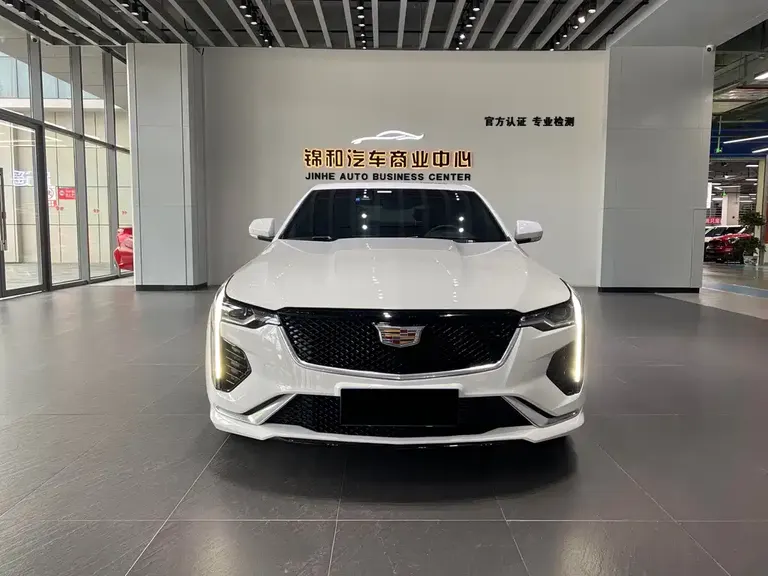 Cadillac CT4 28 T Style