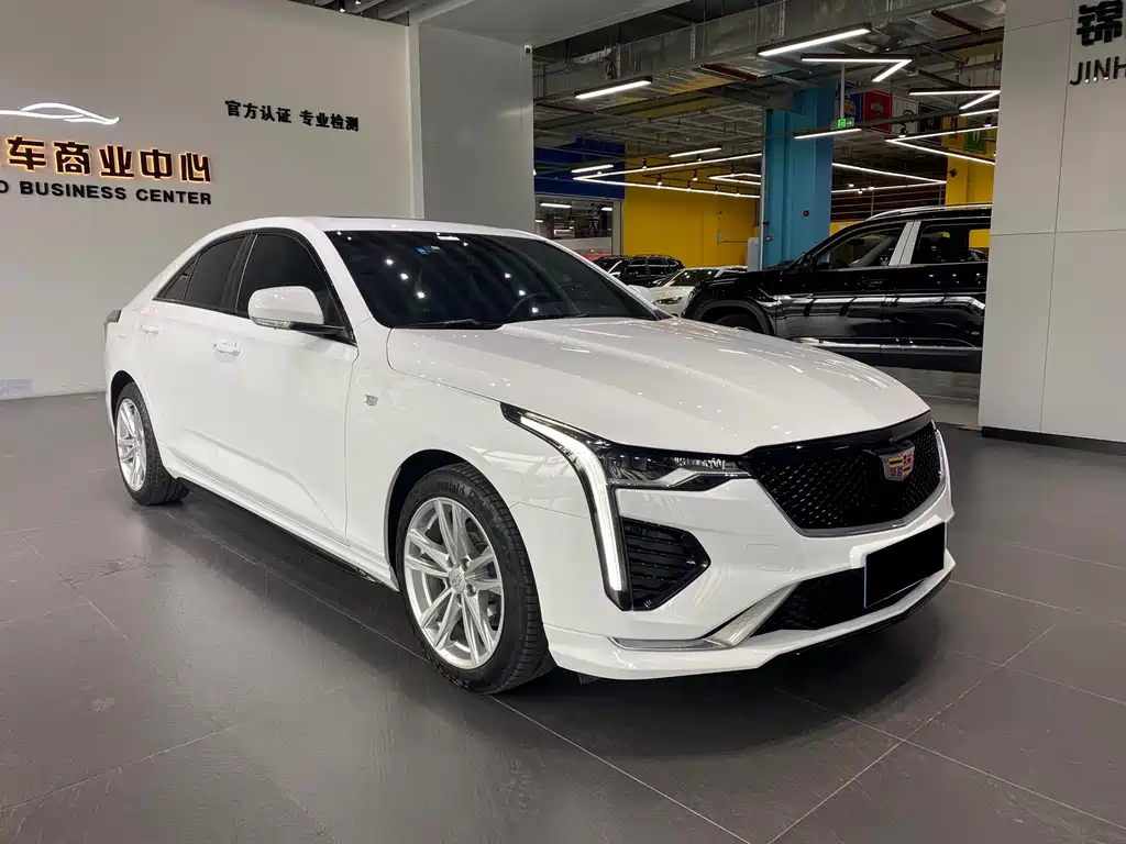Cadillac CT4 28 T Style
