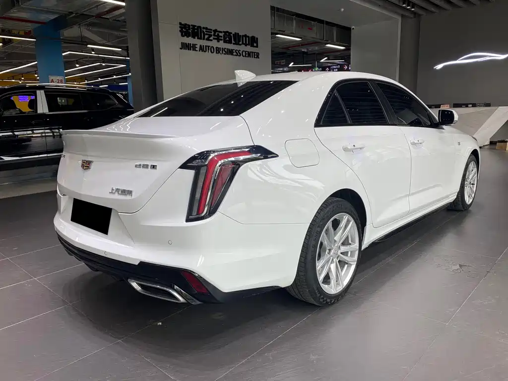 Cadillac CT4 28 T Style