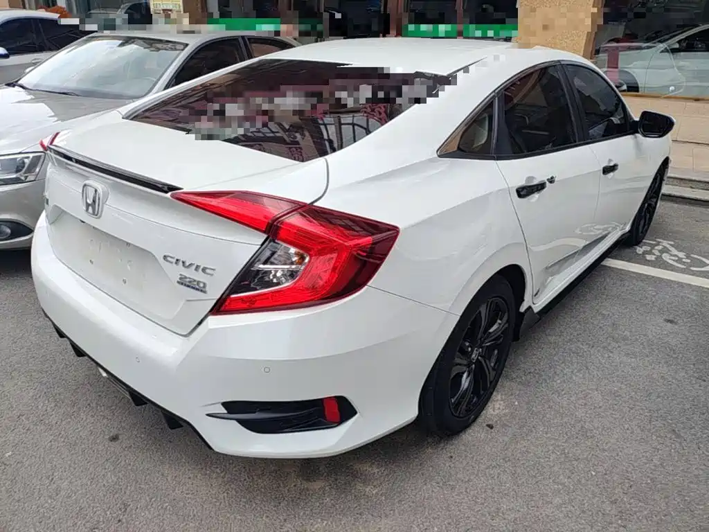 Civic 220 TURBO CVT Ignite Motion CN-VI