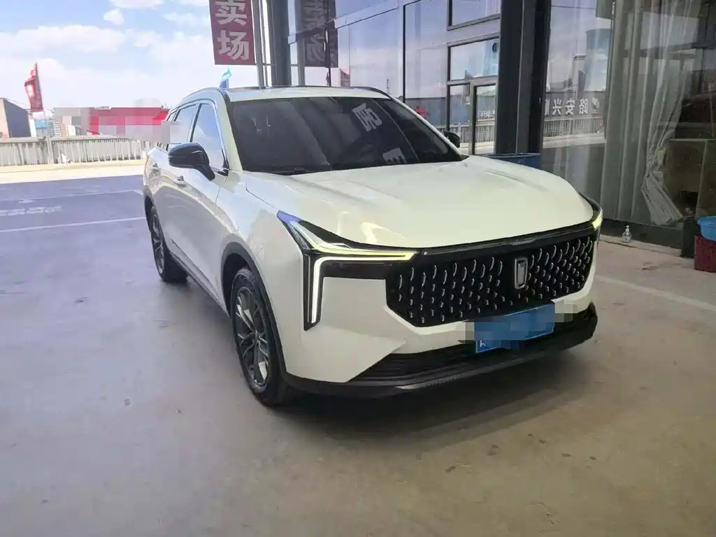 Besturn T55 奔腾T55 2022款 1.5 T 自动超跃款