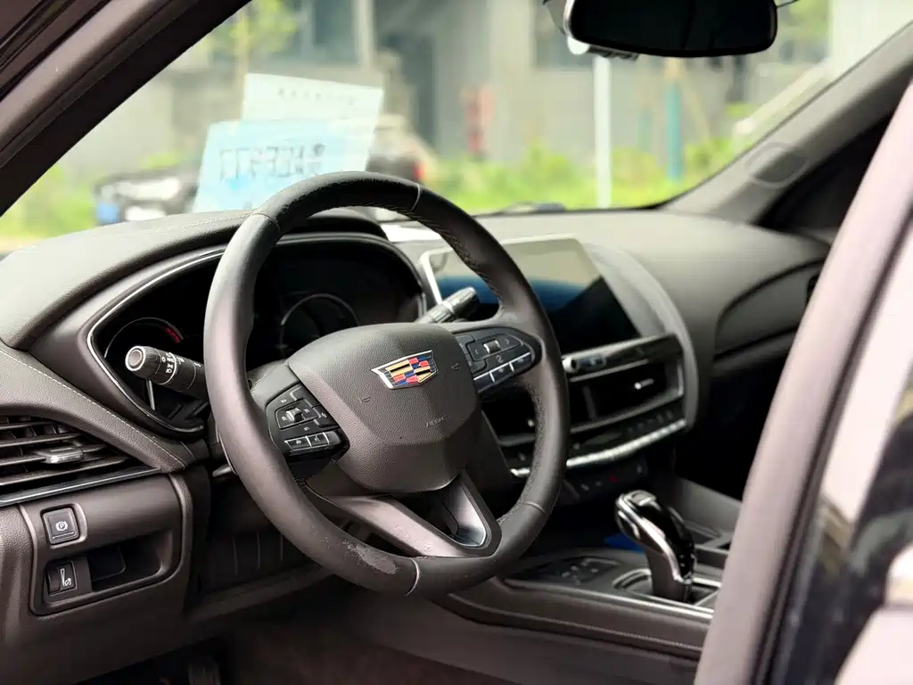 Cadillac CT5 Facelift 28 T Luxury