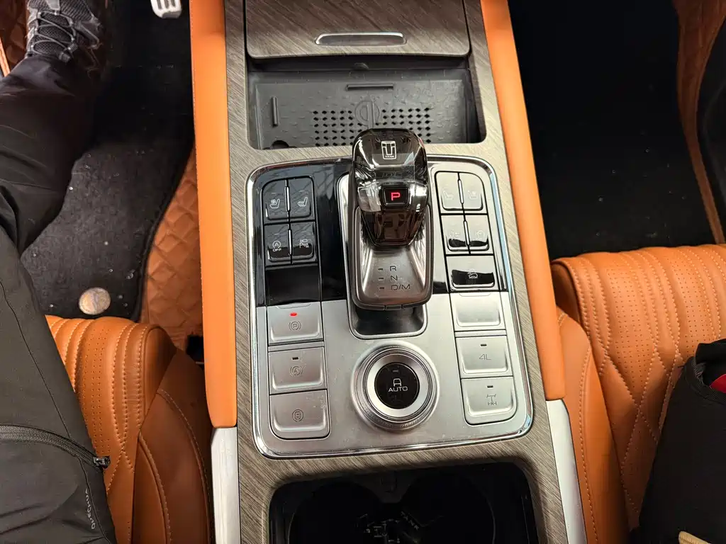 Tank 500 3.0 T Sport Realm 5-seat