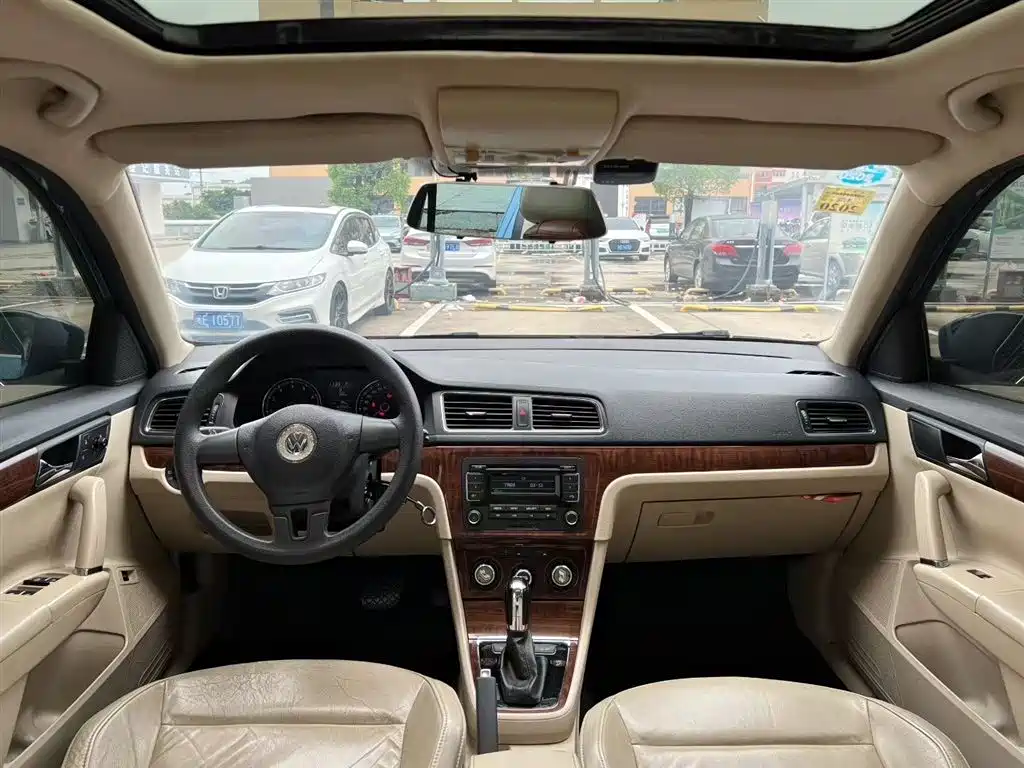 Lavida 1.4 TSI DSG Luxury
