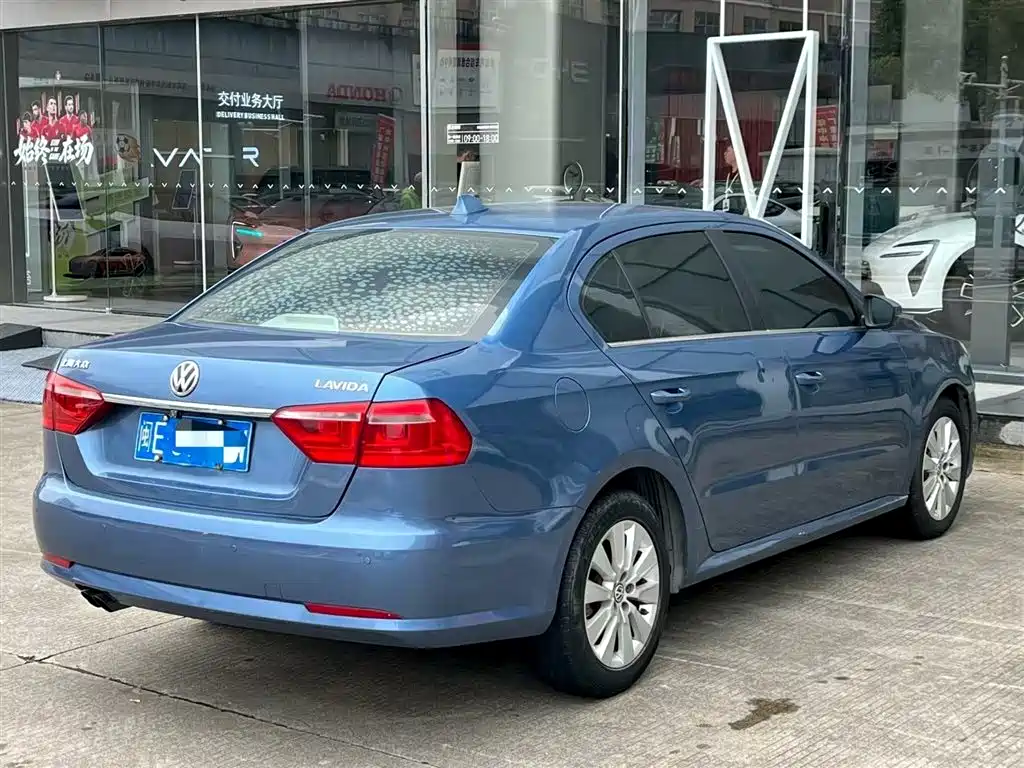 Lavida 1.4 TSI DSG Luxury