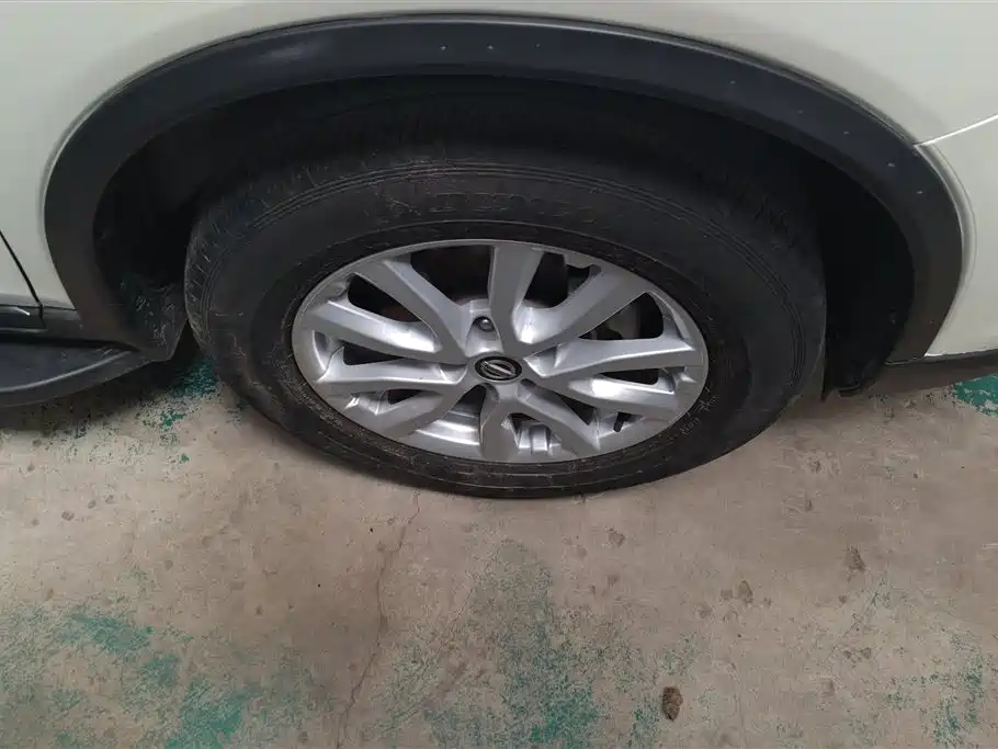 X-Trail 2.0 L CVT Connected Comfort 2 WD