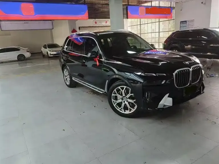 BMW X7 xDrive40 i Leading Luxury Package