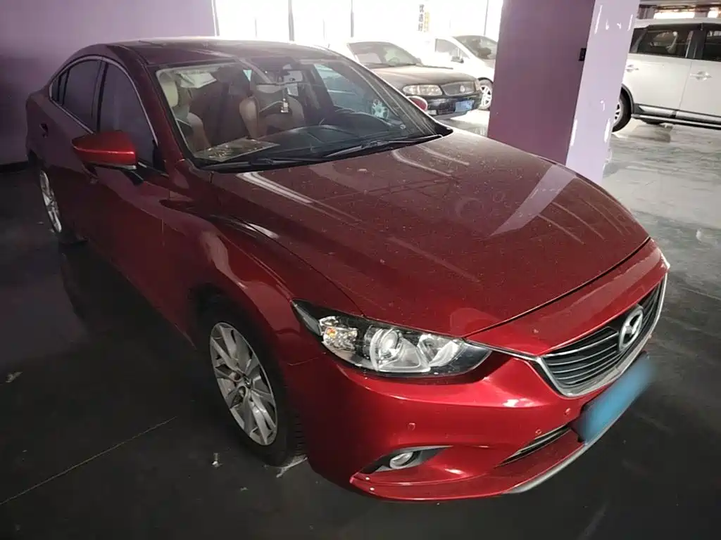 Atenza 2.0 L Blue Sky Luxury