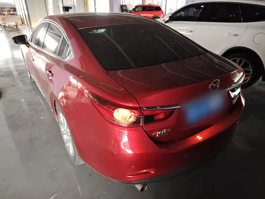 Atenza 2.0 L Blue Sky Luxury