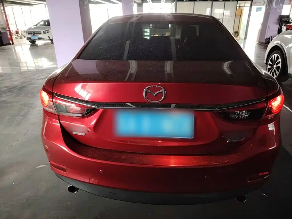 Atenza 2.0 L Blue Sky Luxury